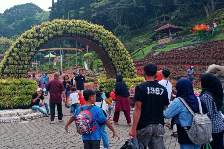 Wisatawan Domestik Serbu Long Weekend Maulid Nabi 2024